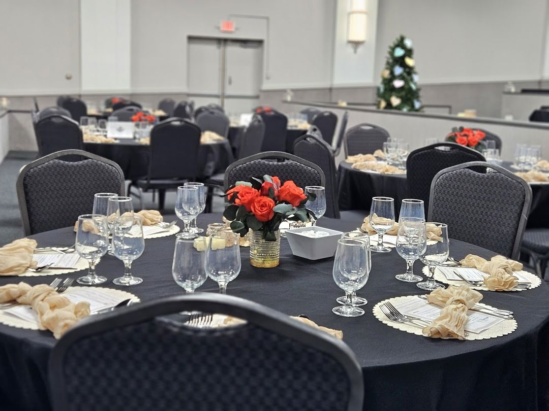 Baquet table setting at an event